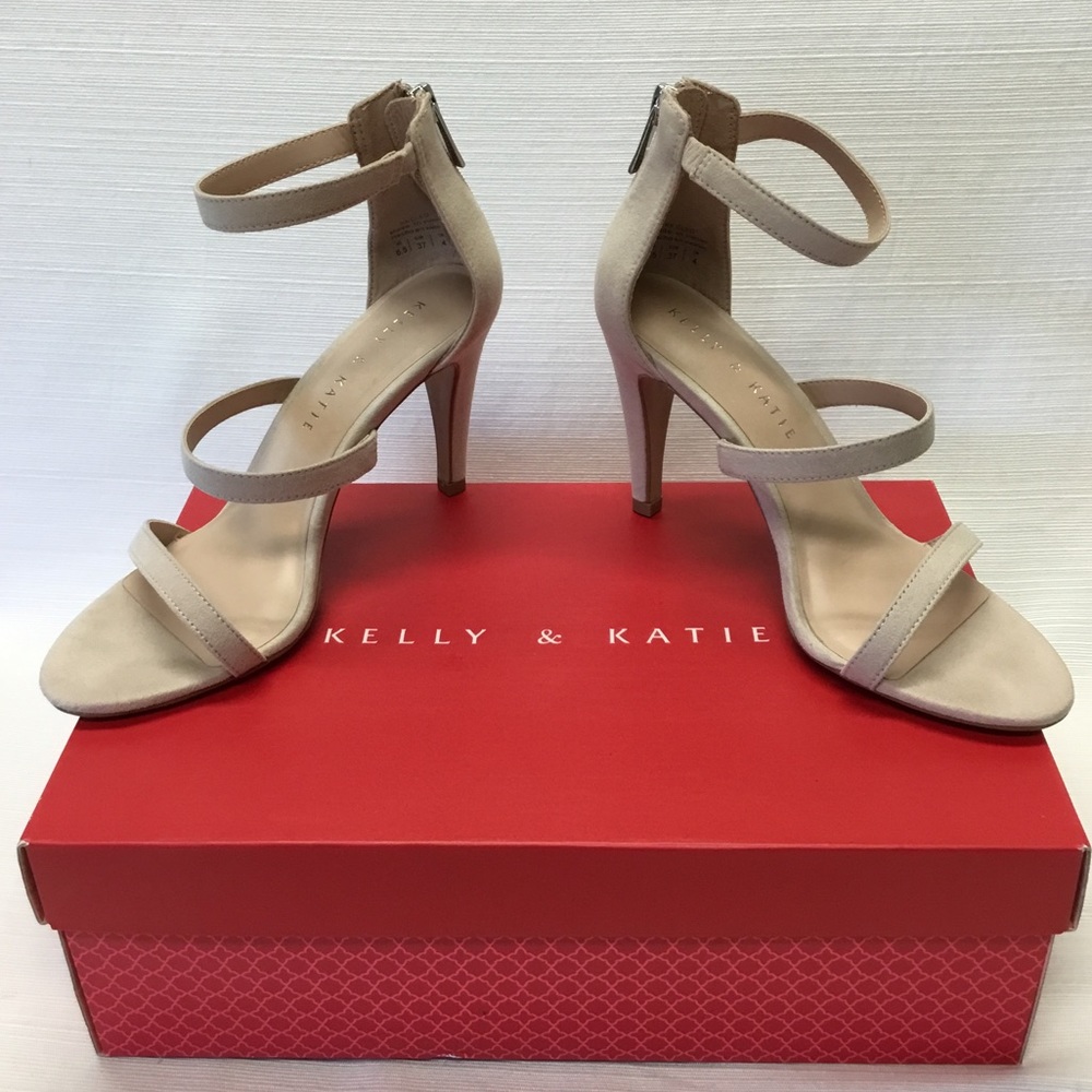 Neutral Heels in Original Box.  Kelly & Kate